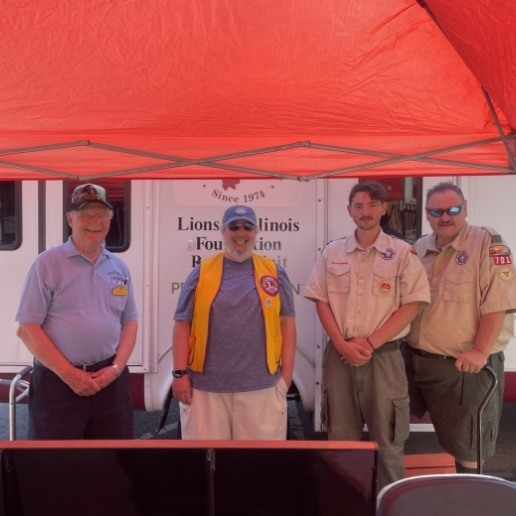 Merrillville dentist volunteering with the Lions Club